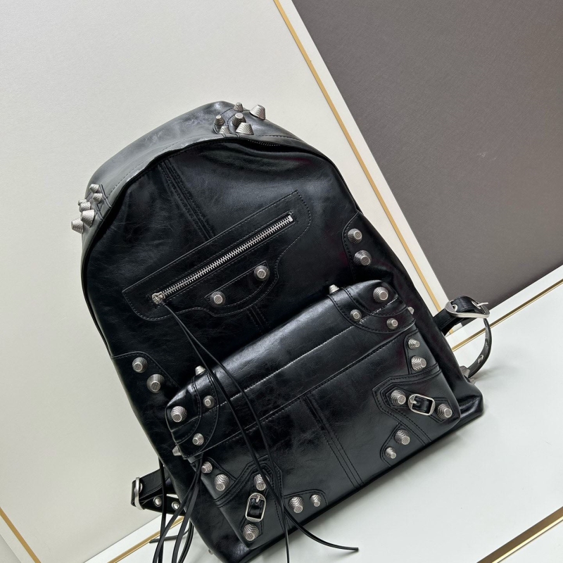 Ba*len*cia*ga backpacks